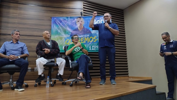 Tanizio rasga elogios a Gladson em evento da pré-campanha de Marcus Alexandre e fala em “grande parceria” com o governador